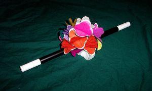 APPEARING FLOWERS ON WAND