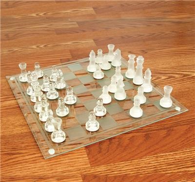 14" Glass Chess Set (case of 4)