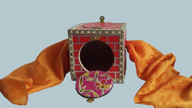 Versatile Mirror Box with Dye Tube (watch video)